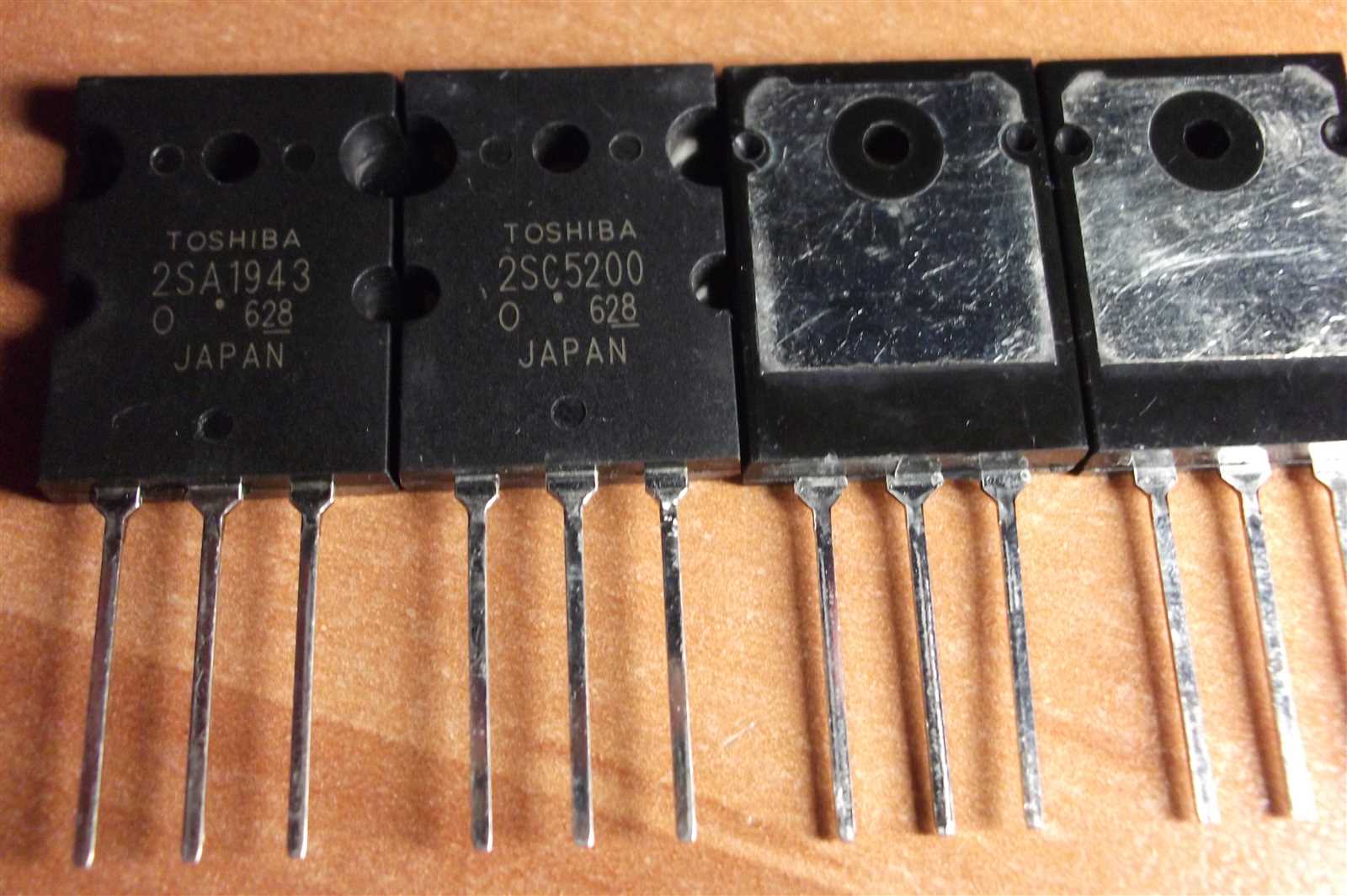 2sa2121-datasheet 2sa2121-datasheet